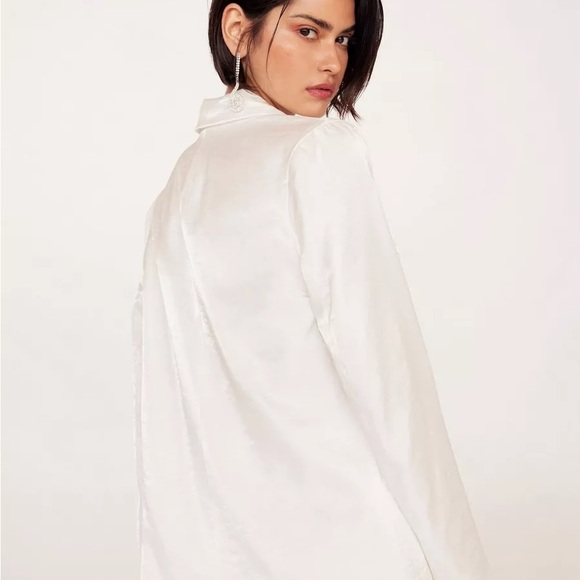 Nasty Gal Metallic Satin Open Front Blazer NWT - Picture 4 of 4